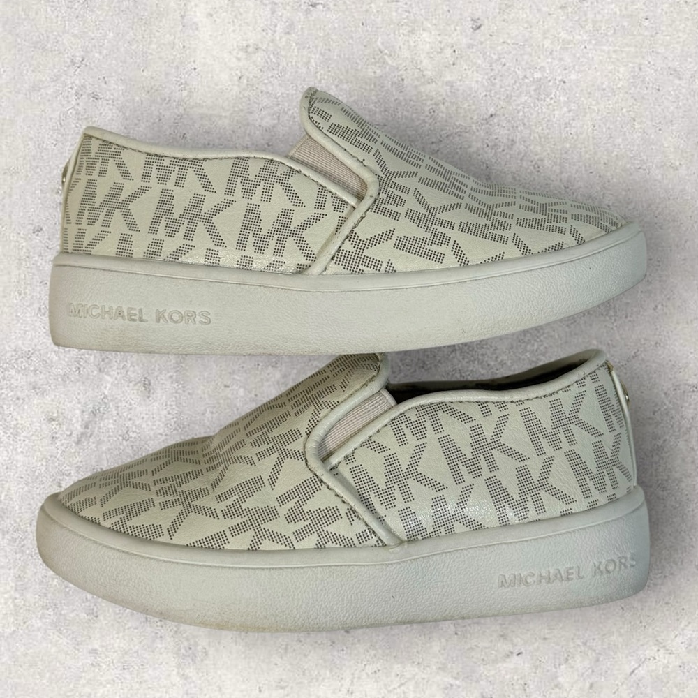 Baby Michael Kors slip on shoes size 5 - Picture 3 of 7